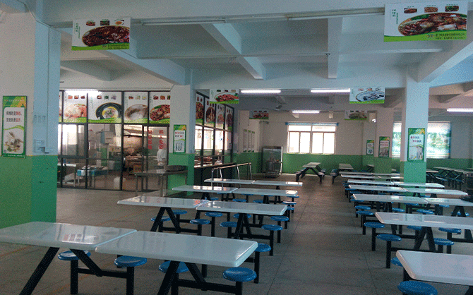 晉江嘉年華公司,晉江嘉年華公司食堂圖片,晉江嘉年華公司食堂環(huán)境,味萊客餐飲公司,食堂現(xiàn)場圖片